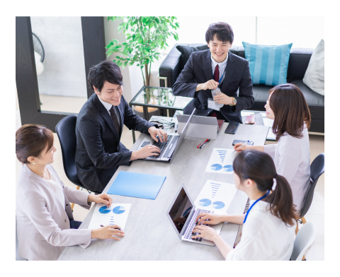 STEP 2｜
分析・提案
現実的な改善策を示す